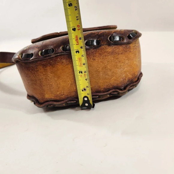 Small Hand Tooled Embossed Leather Purse with Floral Design Vintage - Picture 14 of 14